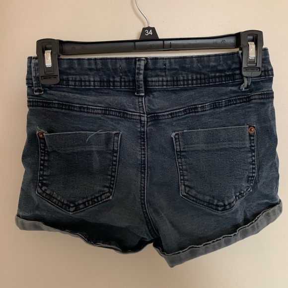 COTTON ON Shorts size 4 - Picture 2 of 3